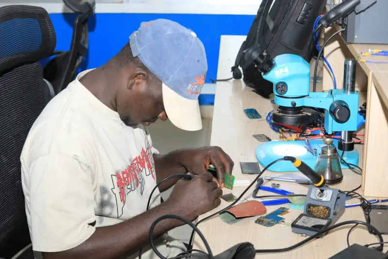 Sabou Maker - micro-soudure